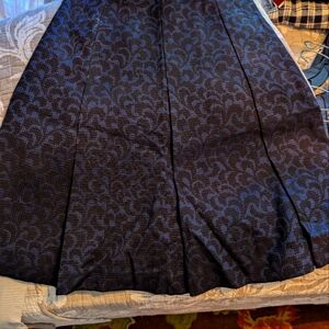 Loft pleated skirt